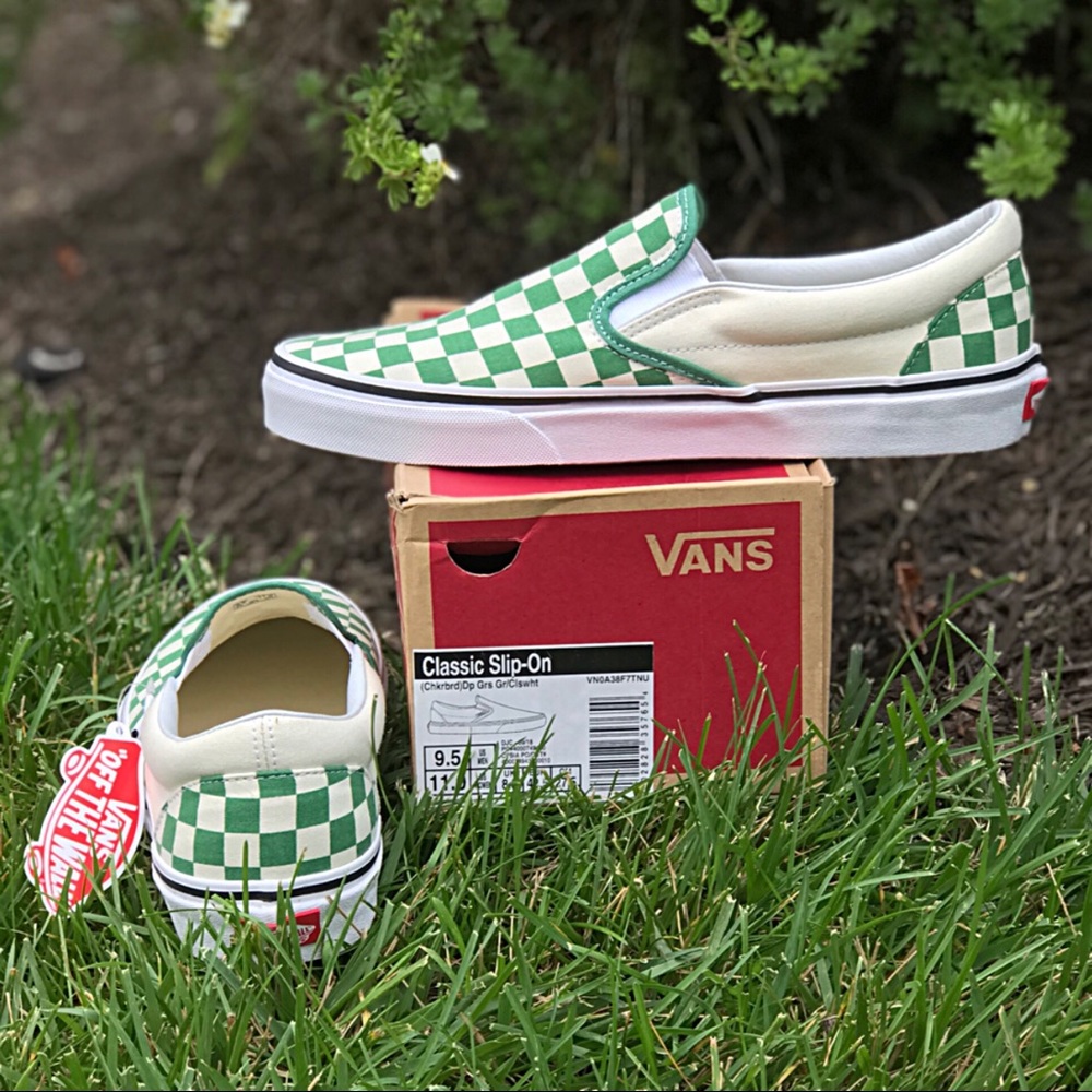 LAST! NWT Vans Checkerboard Grass Green Slip-On - Picture 7 of 8